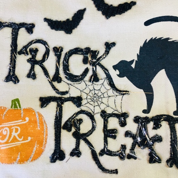 3 Halloween Black Cat Trick Treat Kitchen Towels - Picture 2 of 16